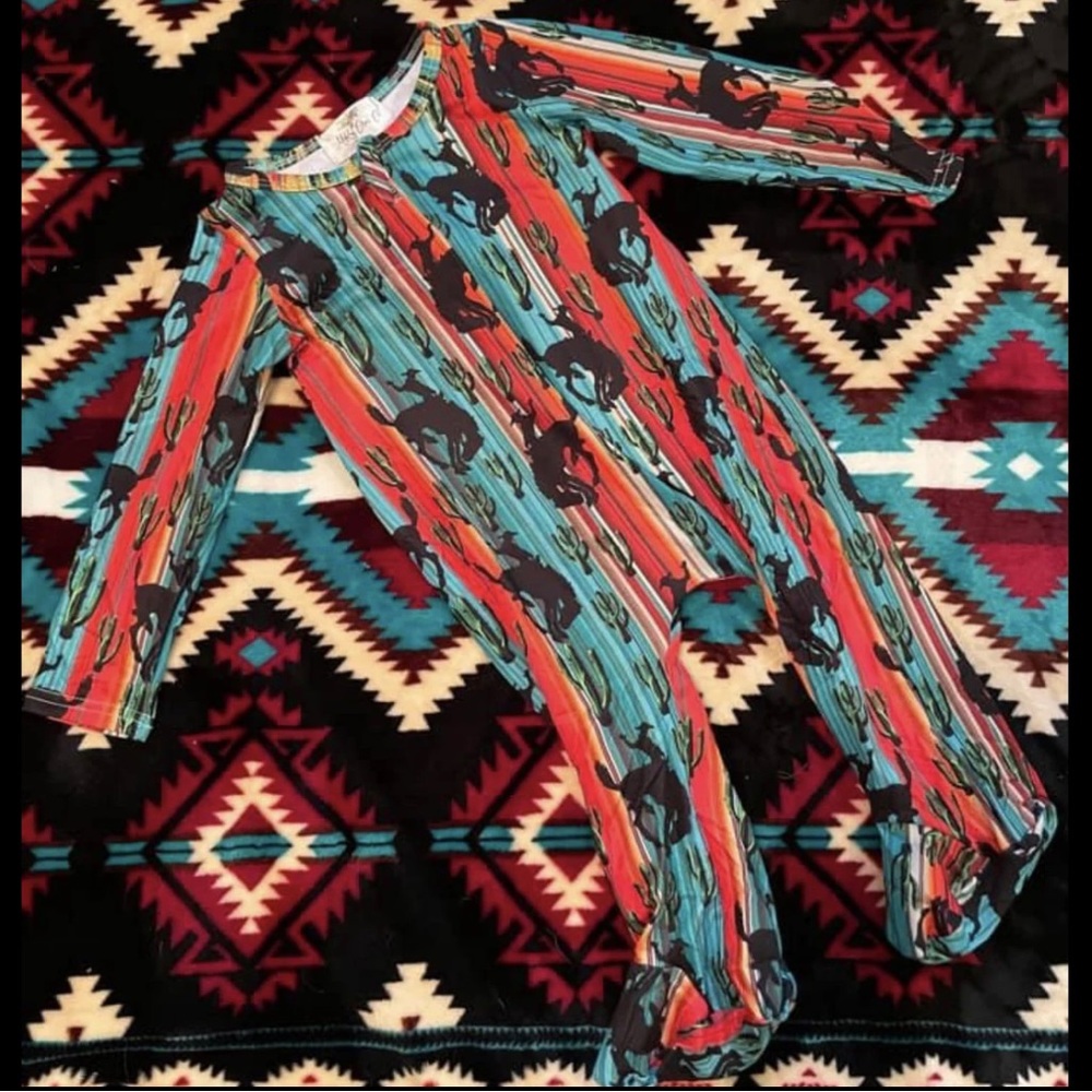 NWOT Bronc and Cactus Zip Up